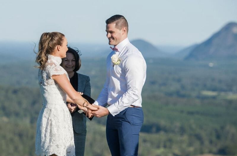 Wedding celebrant on the sunshine coast